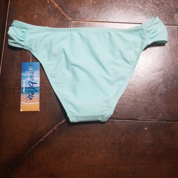 Clothing - Picture 2 of 2